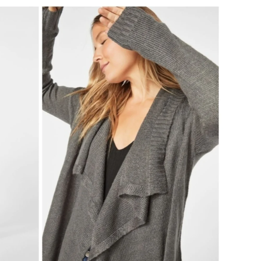 JustFab long sweater Size L gray green 20.5 chest, 34 length gently worn